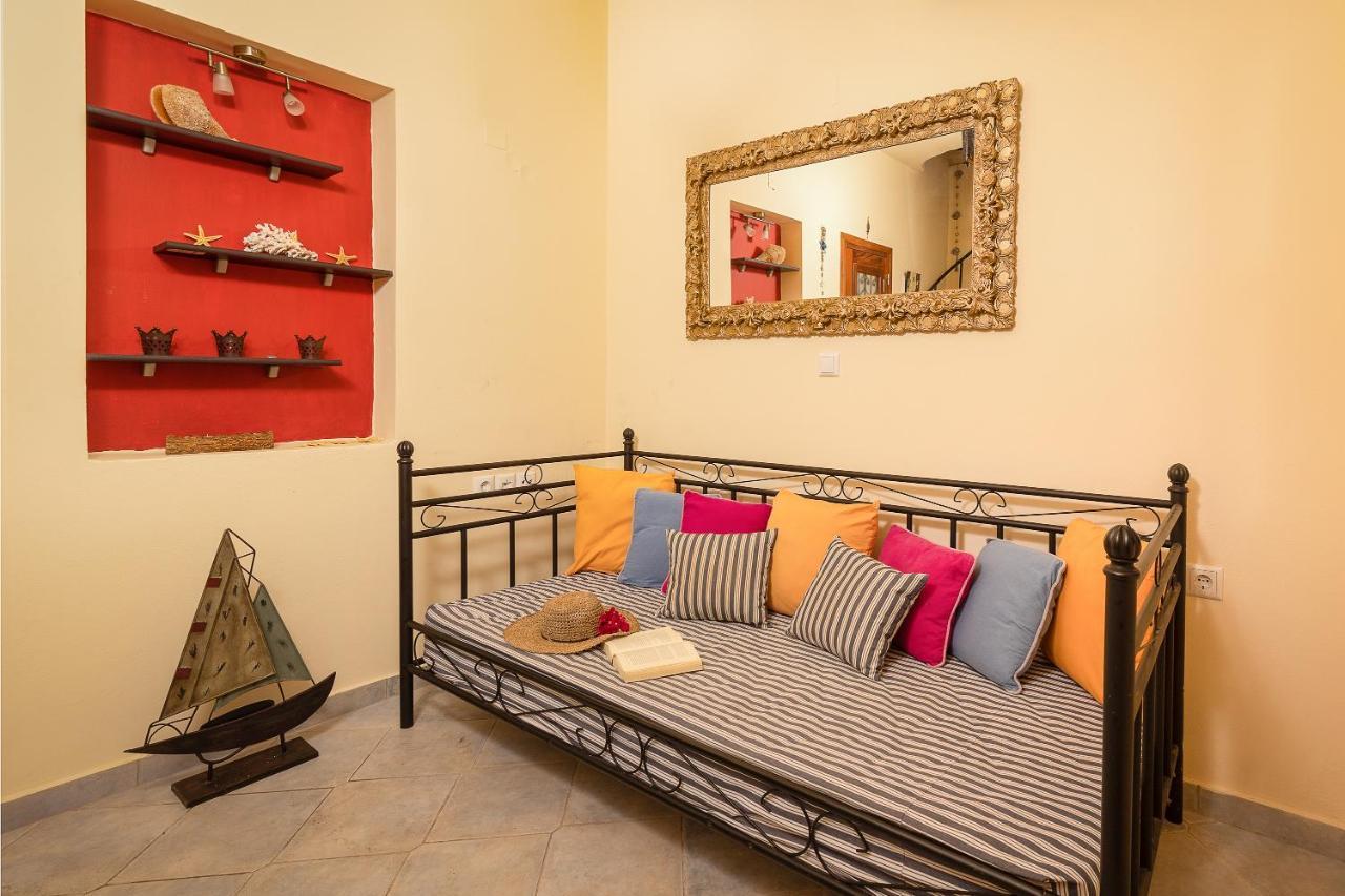 Coralli House Chalki Town Exterior foto