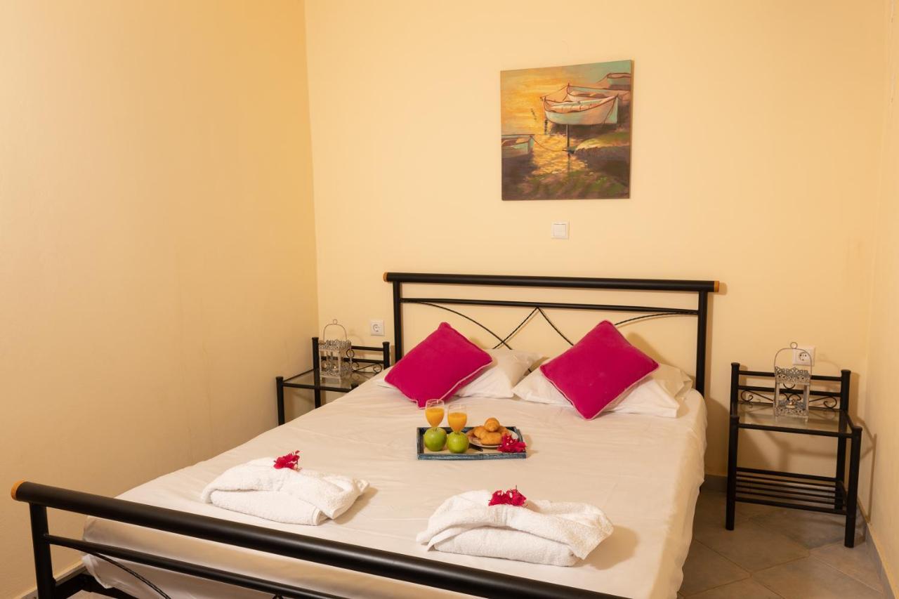 Coralli House Chalki Town Exterior foto
